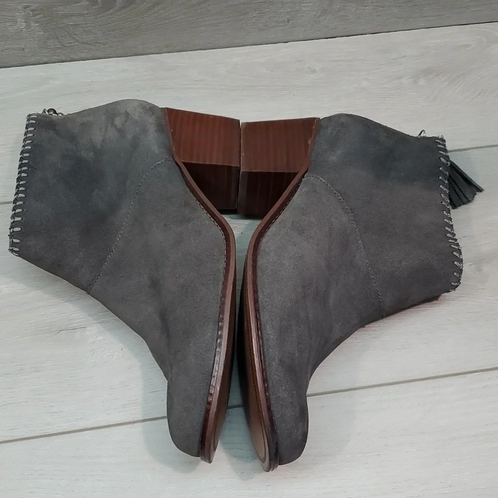 Toms Women Leila Castlerock Zip Tarssel Comfort Ankle Heels Booties shoes 9.5